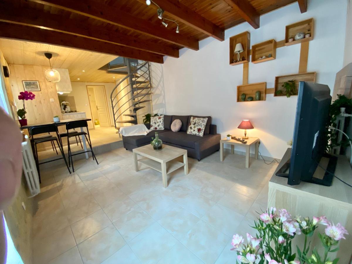 Gite Confort A Lamothe D Ales Lavergne  Exterior photo